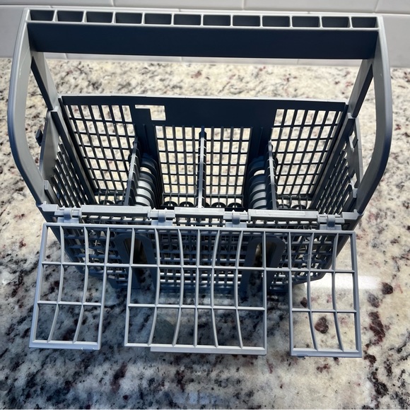 Bosch authentic dishwasher cutlery basket - Picture 6 of 6